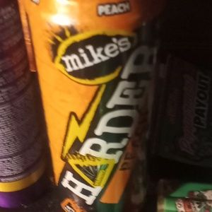 Meet your Posher, Hildi